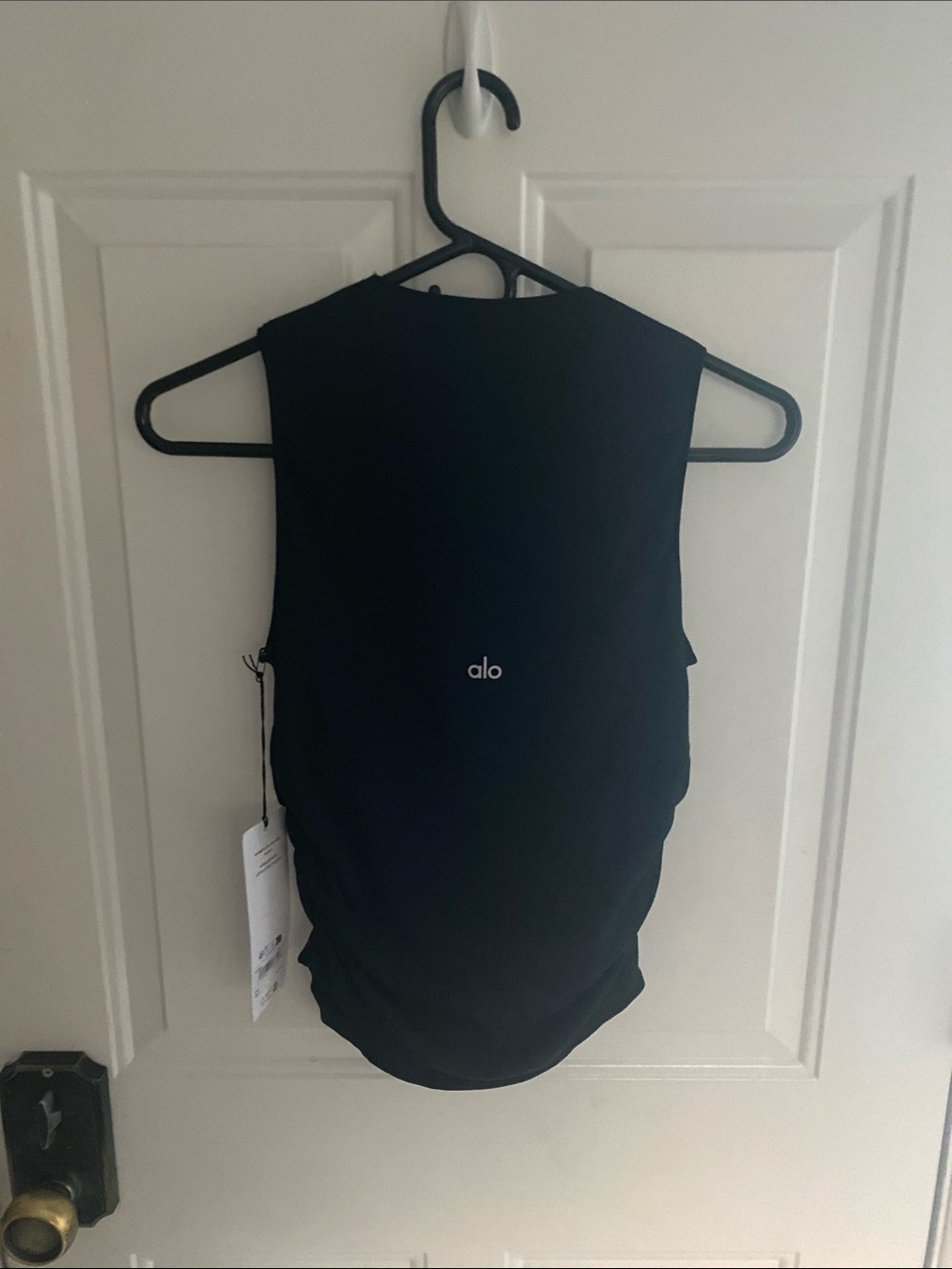 Alo, Ribbed En Pointe Tank - Picture 3 of 7